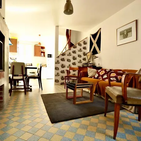 Maison De Pecheur A Villerville Довиль